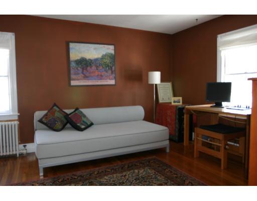 42 Coolidge Road Worcester, MA 01602 - Photo 8 of 10