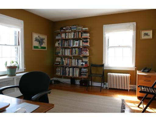 42 Coolidge Road Worcester, MA 01602 - Photo 9 of 10