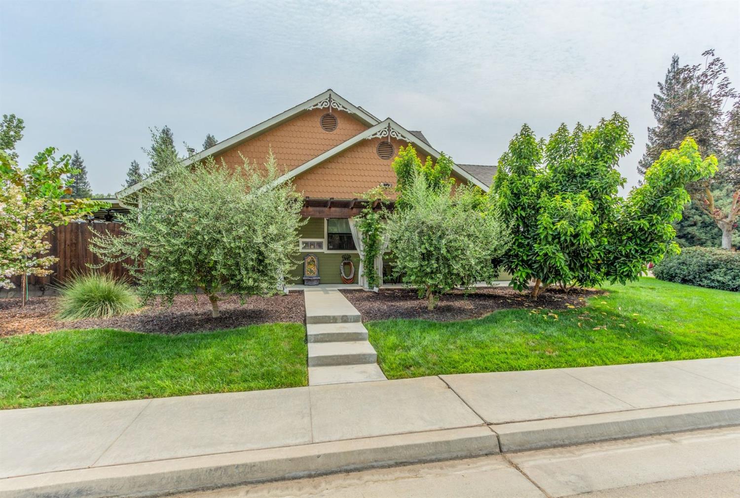 1444 West Sequoia Circle Reedley, CA 93654 - Photo 30 of 32 Gallery Image 30