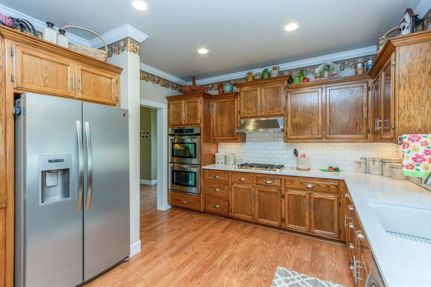 1444 West Sequoia Circle Reedley, CA 93654 - Photo 10 of 32 Gallery Image 10
