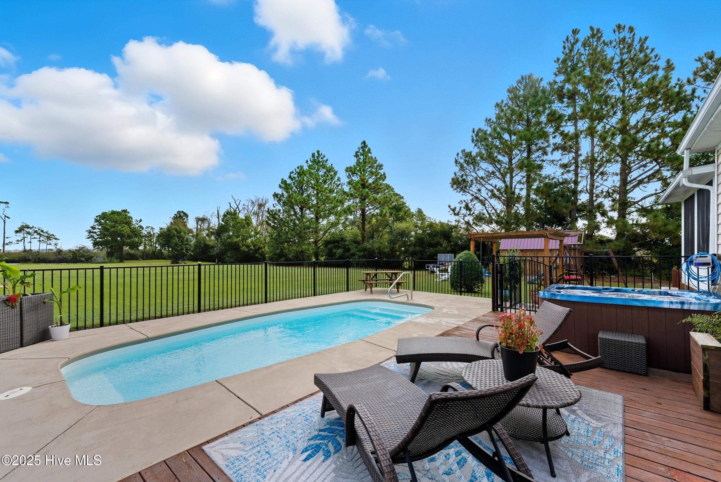 102 Bayshore Court Maple, NC 27956 - Photo 11 of 44 11_pht08840