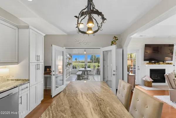 $575,000 | 102 Bayshore Court, Maple, NC 27956