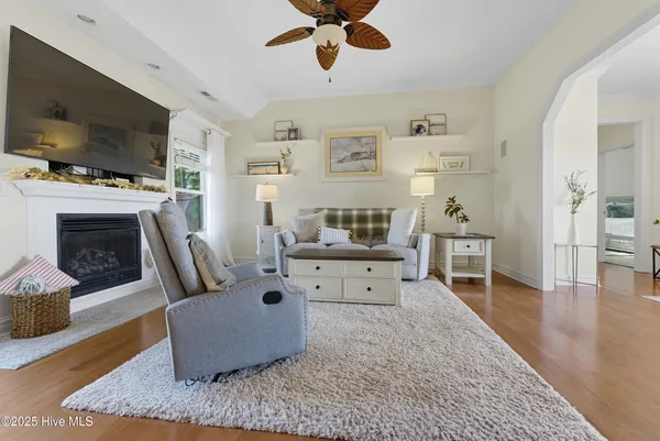 $575,000 | 102 Bayshore Court, Maple, NC 27956