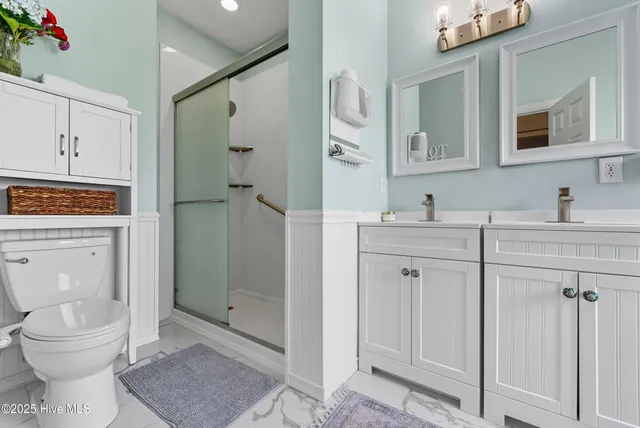 $585,000 | 102 Bayshore Court, Maple, NC 27956