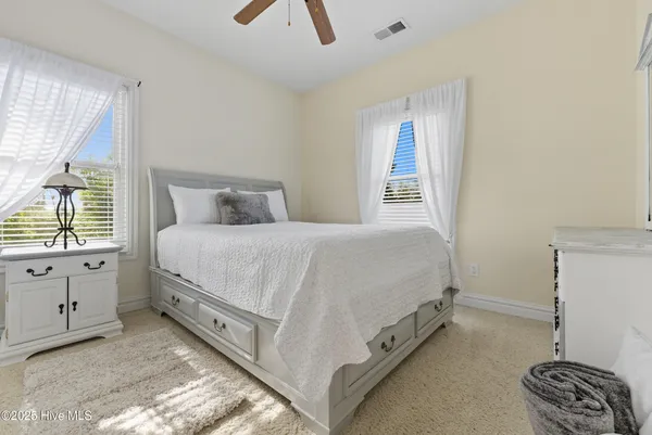 $575,000 | 102 Bayshore Court, Maple, NC 27956