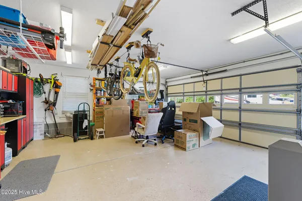 $575,000 | 102 Bayshore Court, Maple, NC 27956