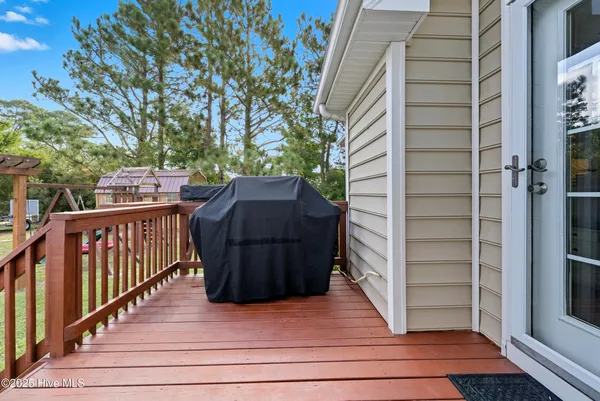 $575,000 | 102 Bayshore Court, Maple, NC 27956