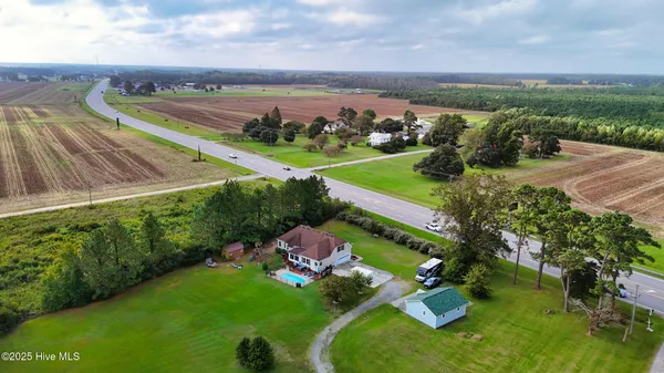 $575,000 | 102 Bayshore Court, Maple, NC 27956