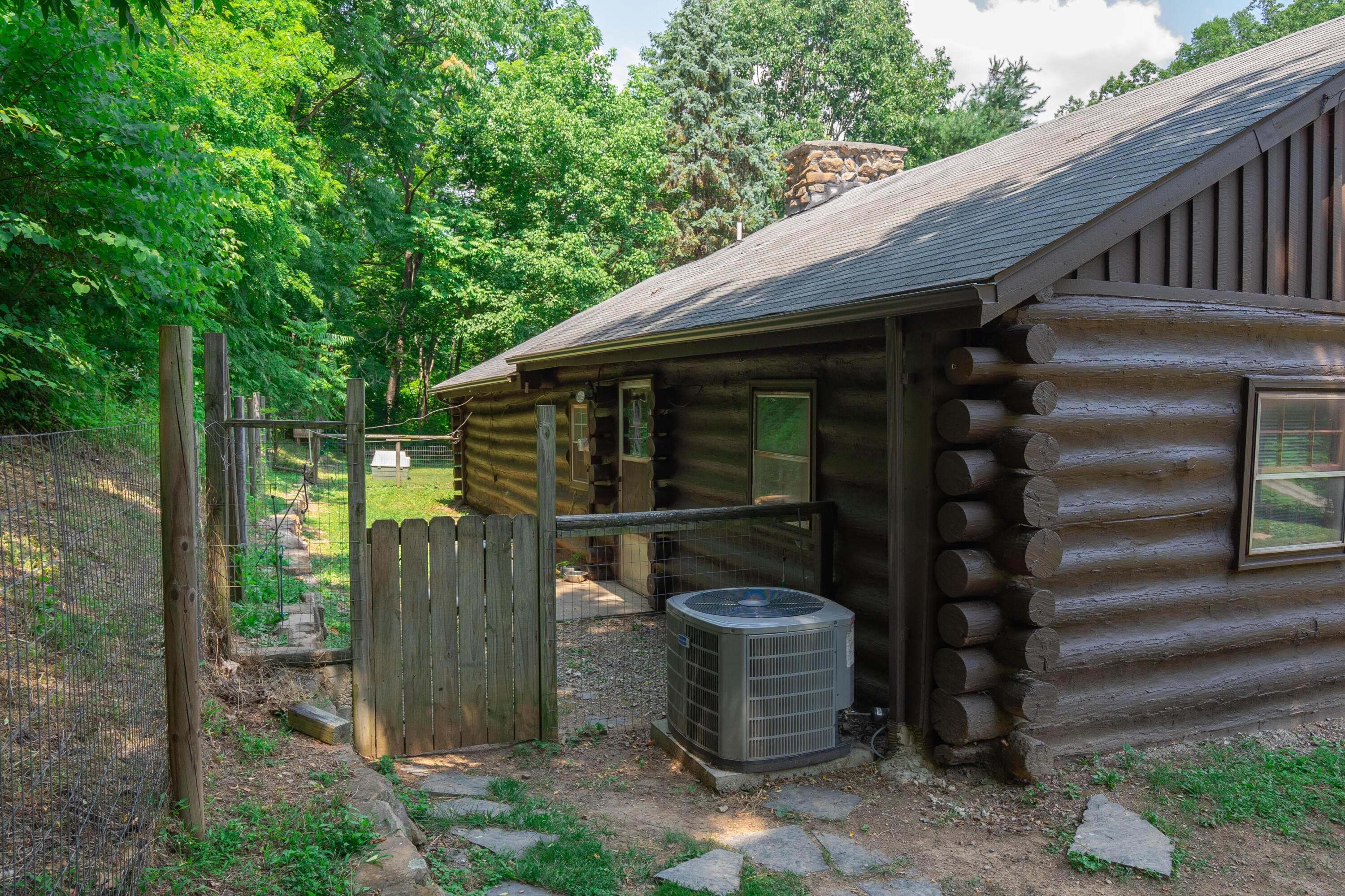 455 Booth Road Elliston, VA 24087 - Photo 13 of 18 Outside