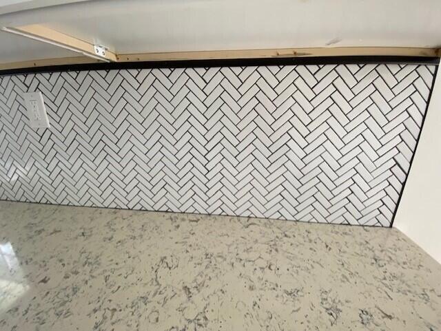 1018 Car Line Road Rossville, GA 30741 - Photo 10 of 27 Carline back splash