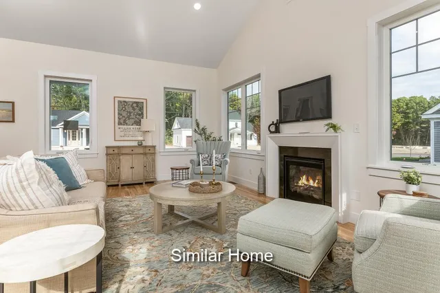 $950,000 | 10 Tranquility Drive, Unit 16, Kennebunk, ME 04043