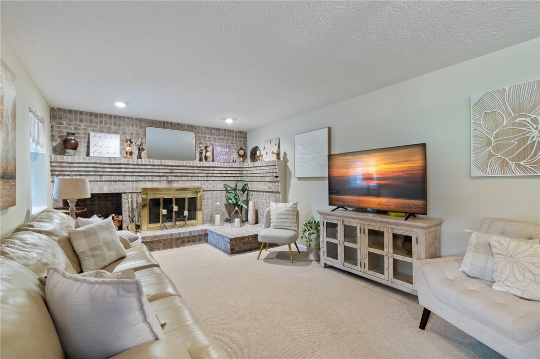 5817 East Henrietta Road Rush, NY 14543 - Photo 10 of 47 Beautifully decorated living room - a great gather