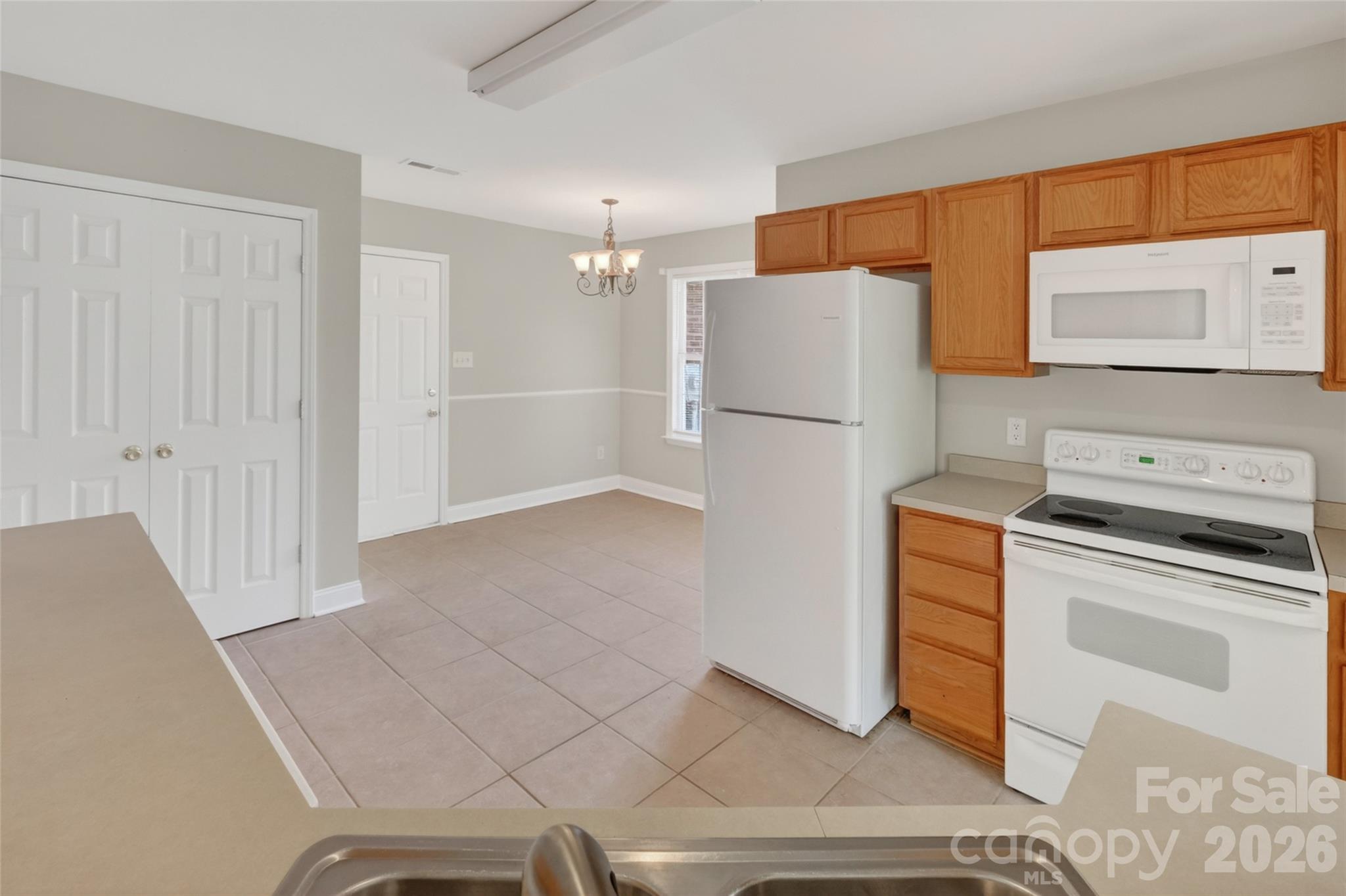 4313 Atkinson Way Monroe, NC 28110 - Photo 8 of 31