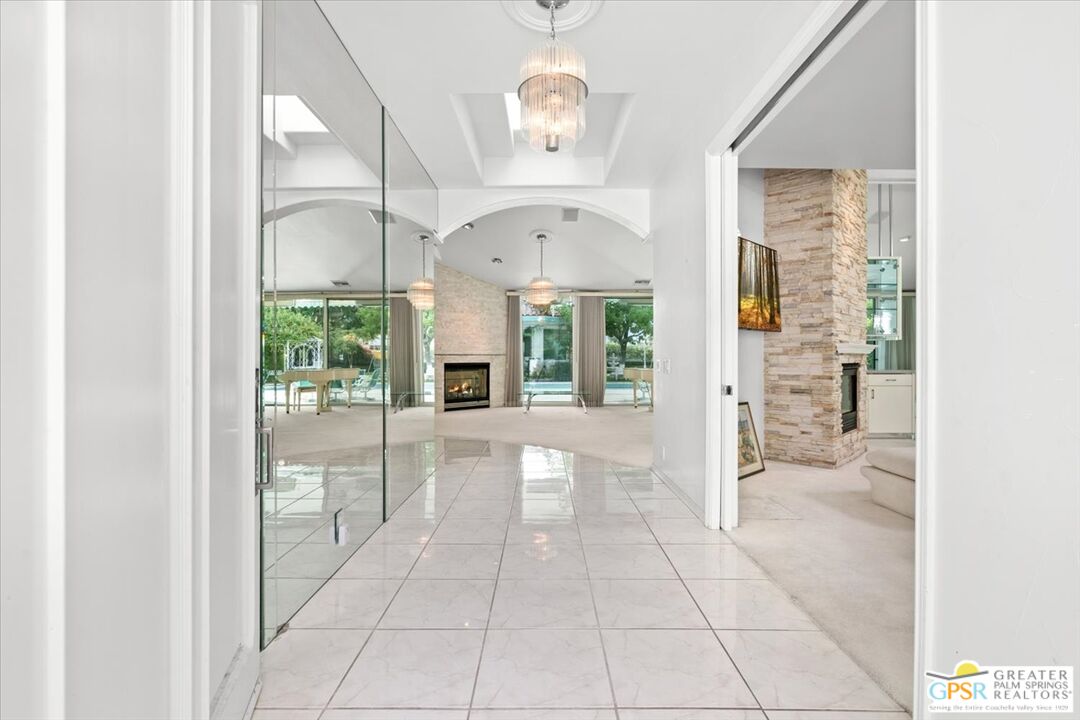 875 Tamarisk Road Palm Springs, CA 92262 - Photo 11 of 55 a view interior of the house and natural light