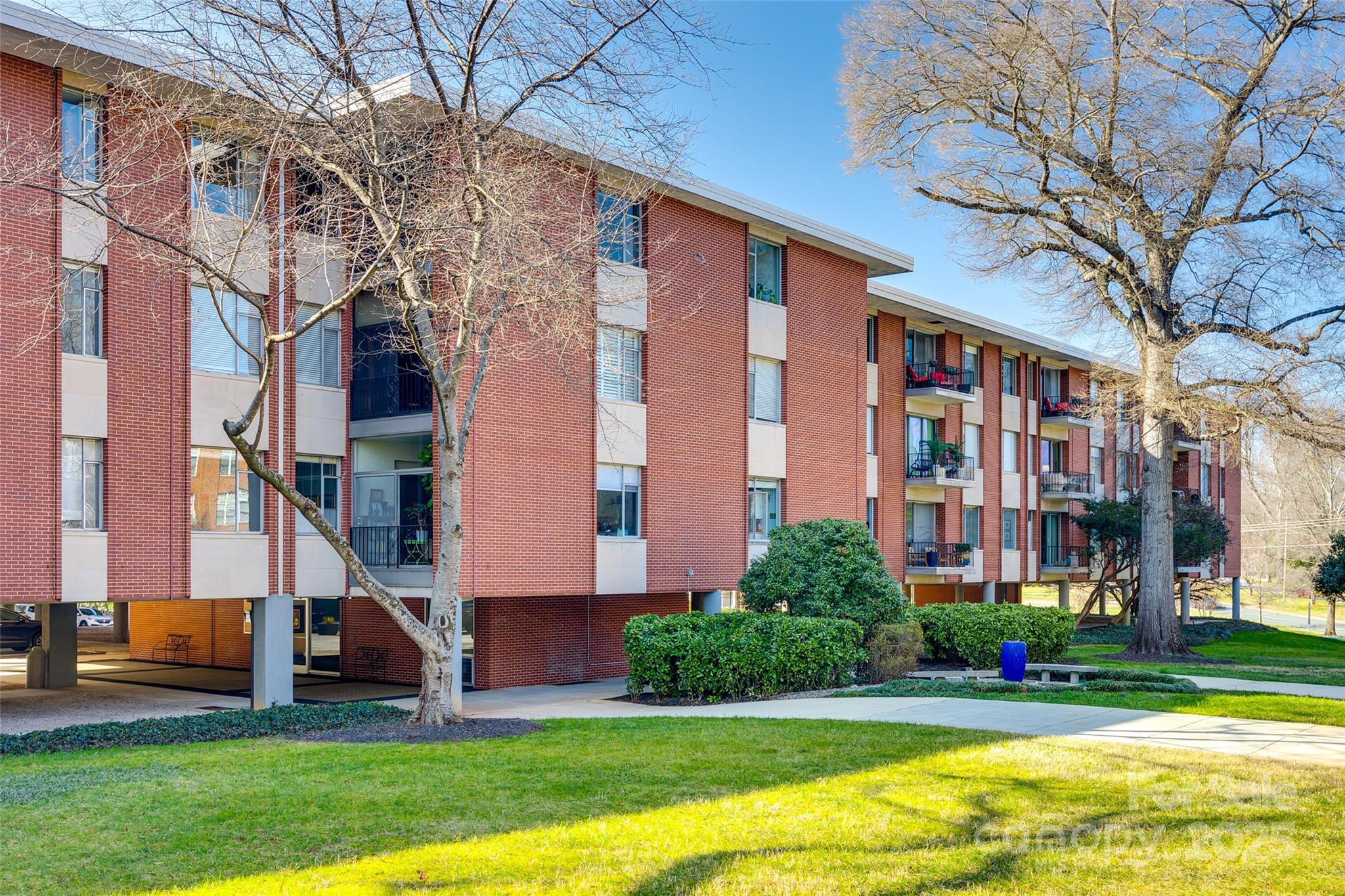 1300 Queens Road, Unit 302 Charlotte, NC 28207 - Photo 24 of 29