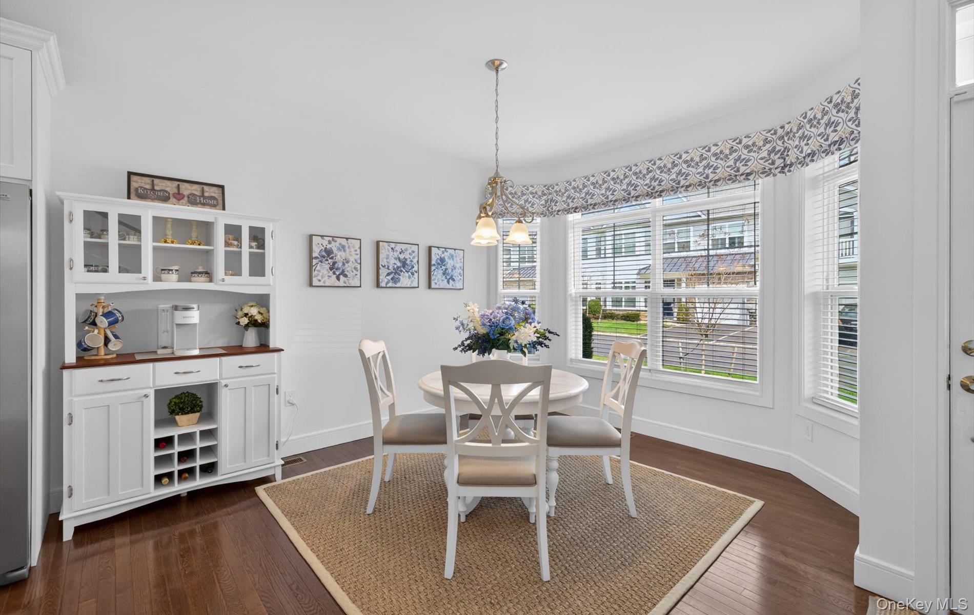 48 Bellflower Path Smithtown, NY 11787 - Photo 5 of 48