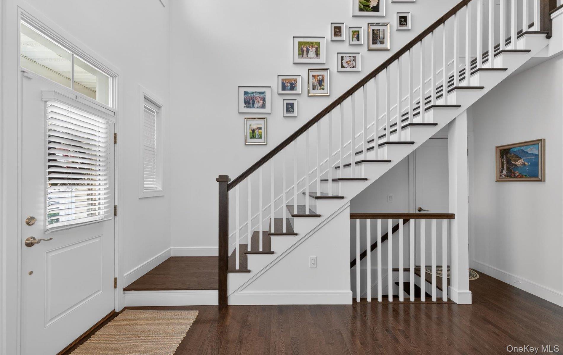 48 Bellflower Path Smithtown, NY 11787 - Photo 6 of 48