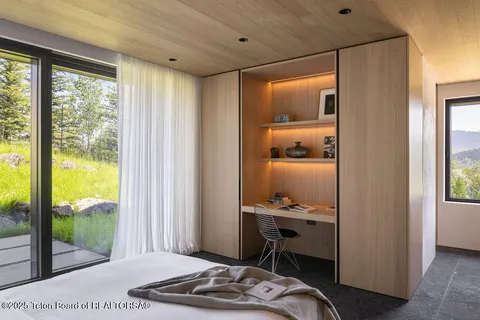 $23,950,000 | 2205 Pemmican Road, Jackson, WY 83001