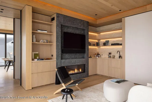 $23,950,000 | 2205 Pemmican Road, Jackson, WY 83001