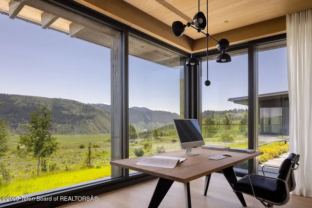 $23,950,000 | 2205 Pemmican Road, Jackson, WY 83001