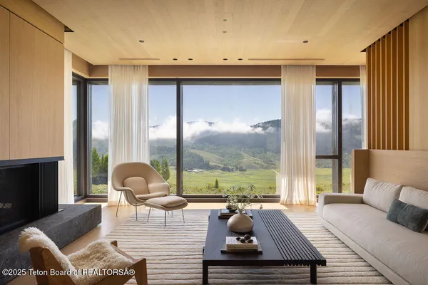 $23,950,000 | 2205 Pemmican Road, Jackson, WY 83001