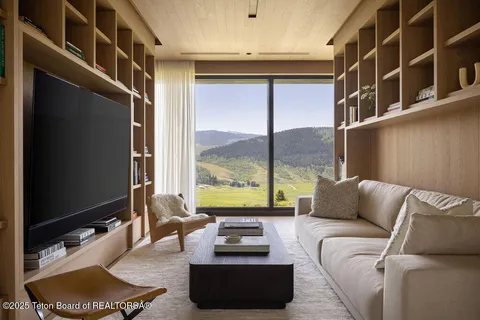 $23,950,000 | 2205 Pemmican Road, Jackson, WY 83001