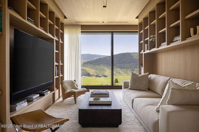 $23,950,000 | 2205 Pemmican Road, Jackson, WY 83001