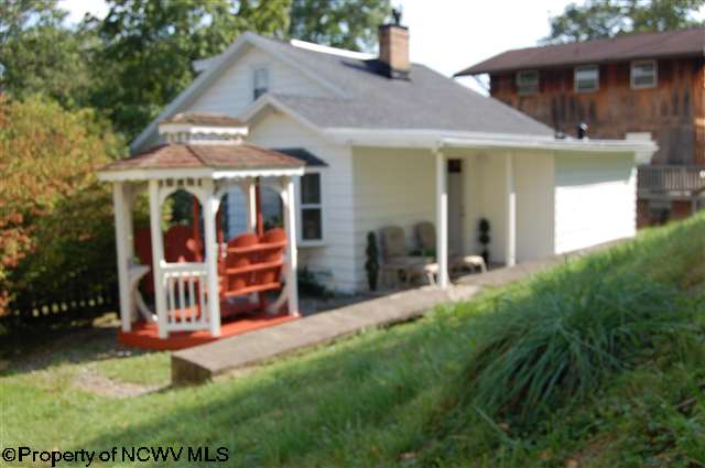 56 Maple Lake Road Bridgeport, WV 26330 - Photo 2 of 19 Gallery Image 2