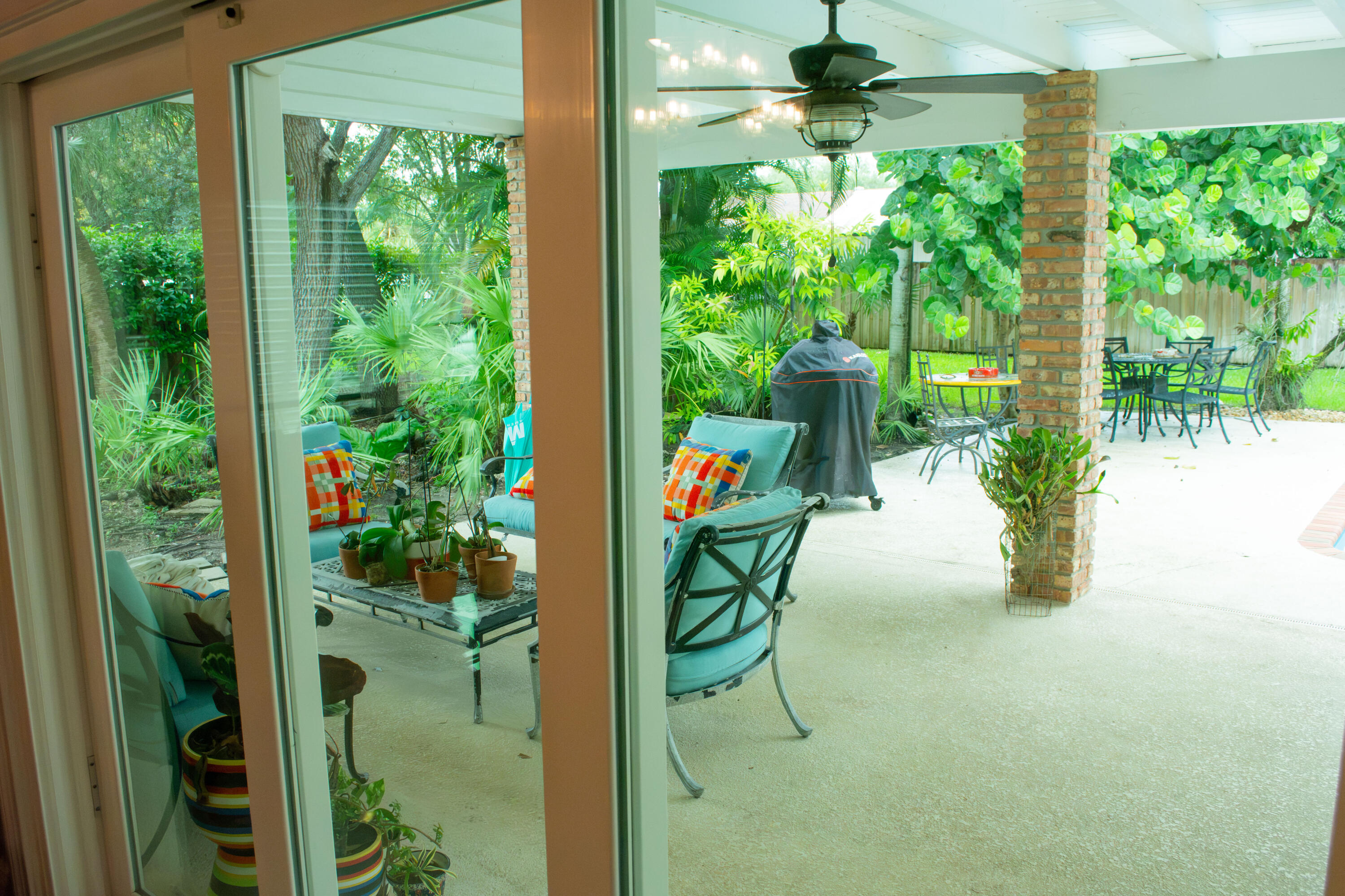 16761 Southwest 278th Street Homestead, FL 33031 - Photo 25 of 31 Back Porch