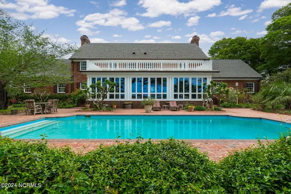 $2,500,000 | 130 Harbour Drive, Hubert, NC 28539