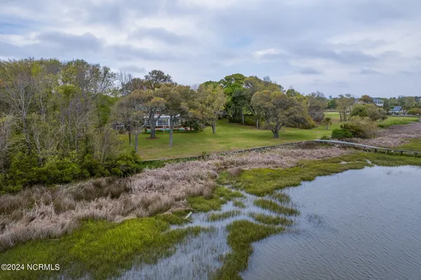 $2,500,000 | 130 Harbour Drive, Hubert, NC 28539