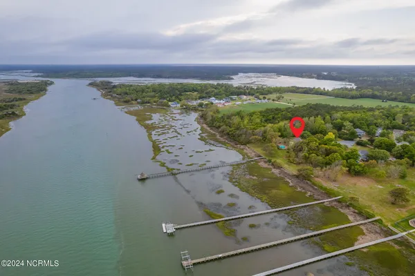 $2,500,000 | 130 Harbour Drive, Hubert, NC 28539