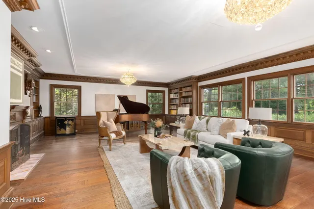 $2,600,000 | 130 Harbour Drive, Hubert, NC 28539