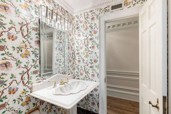 $2,500,000 | 130 Harbour Drive, Hubert, NC 28539