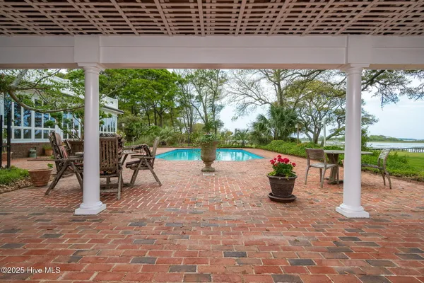 $2,500,000 | 130 Harbour Drive, Hubert, NC 28539