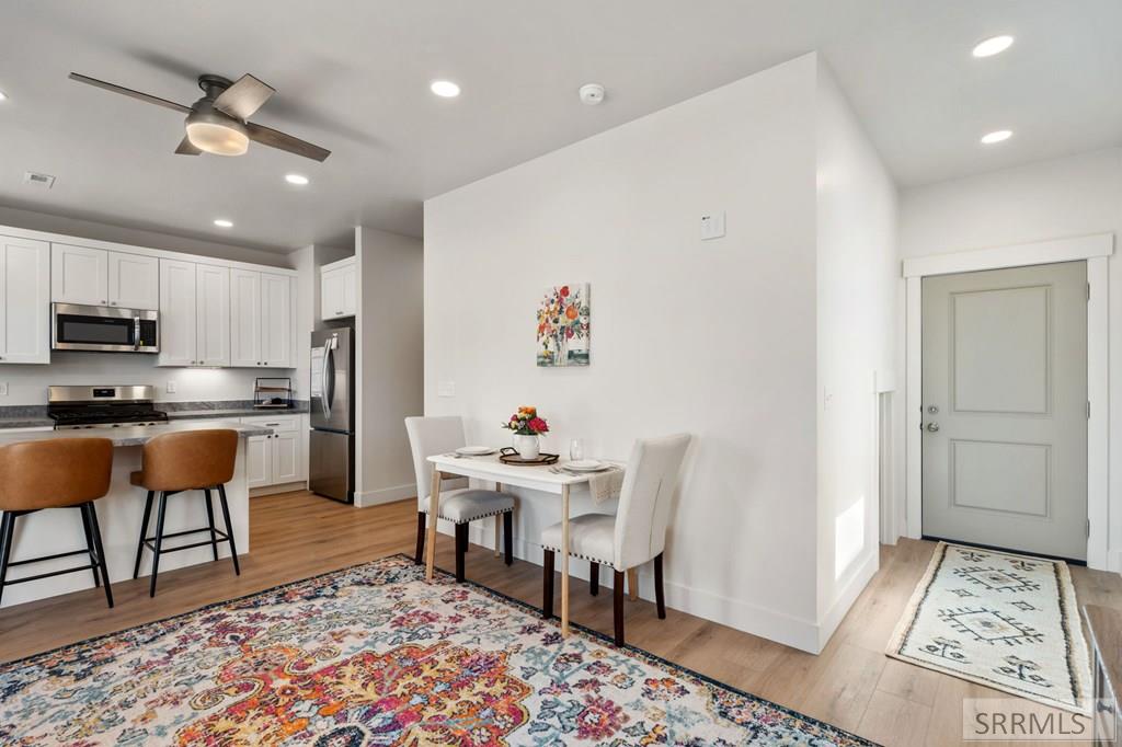 1164 Jasper Loop, Unit 2 Pocatello, ID 83204 - Photo 3 of 60