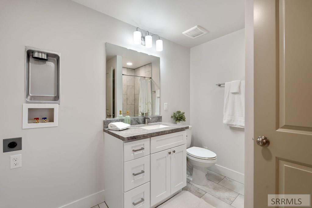 1164 Jasper Loop, Unit 2 Pocatello, ID 83204 - Photo 38 of 60