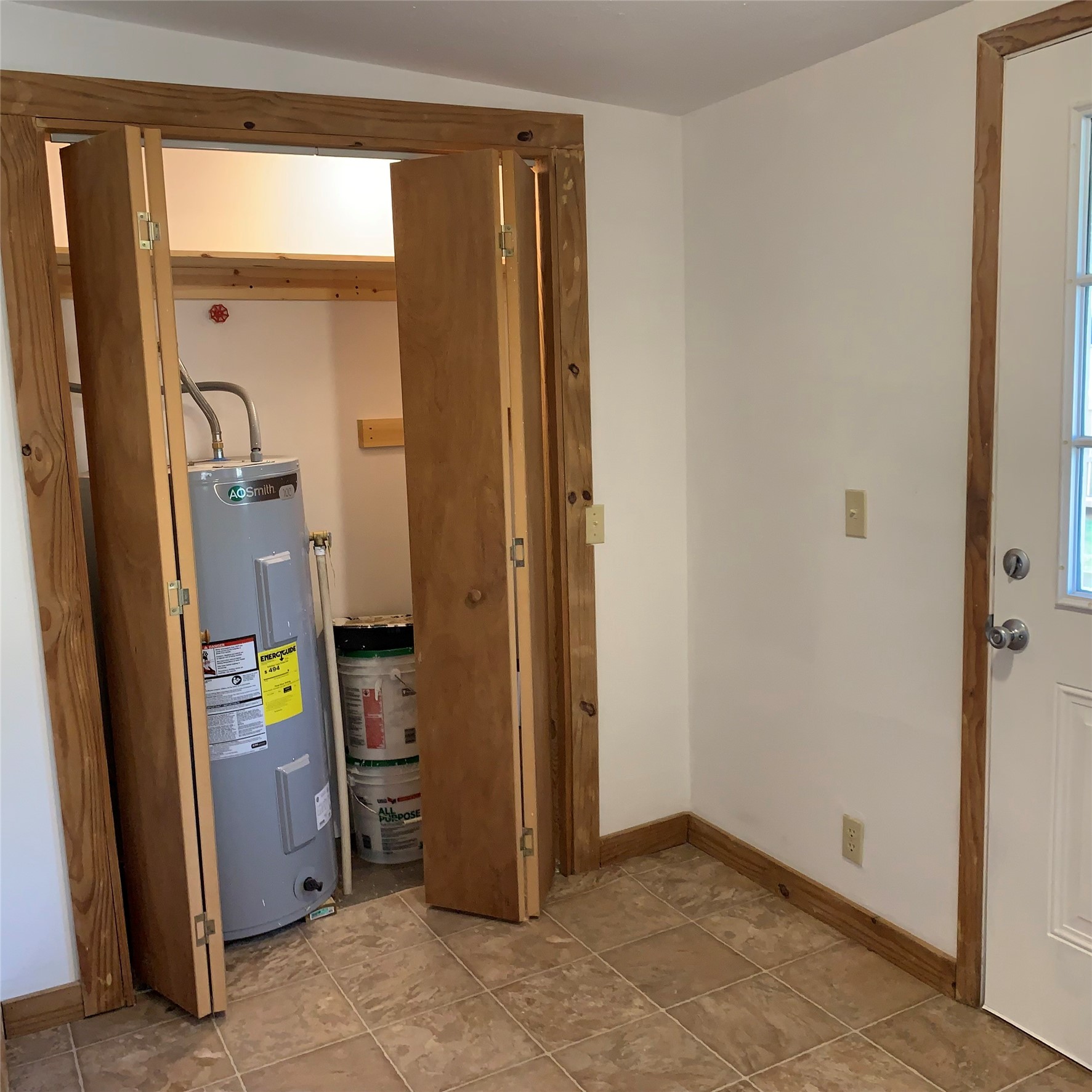 324 Persimmon Road Onalaska, TX 77360 - Photo 11 of 41 a view of an entryway door