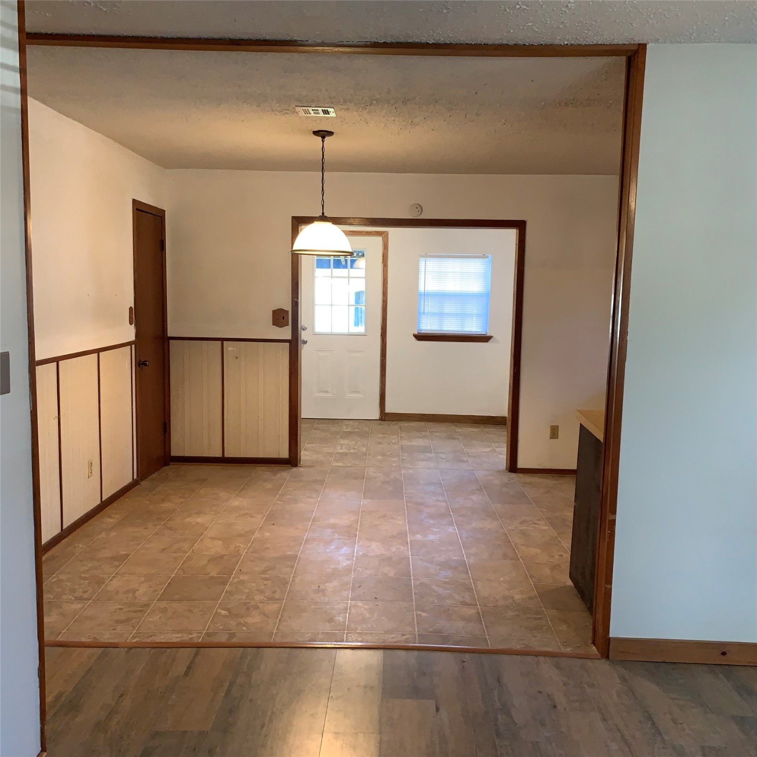 324 Persimmon Road Onalaska, TX 77360 - Photo 6 of 41 a view of empty room with windows