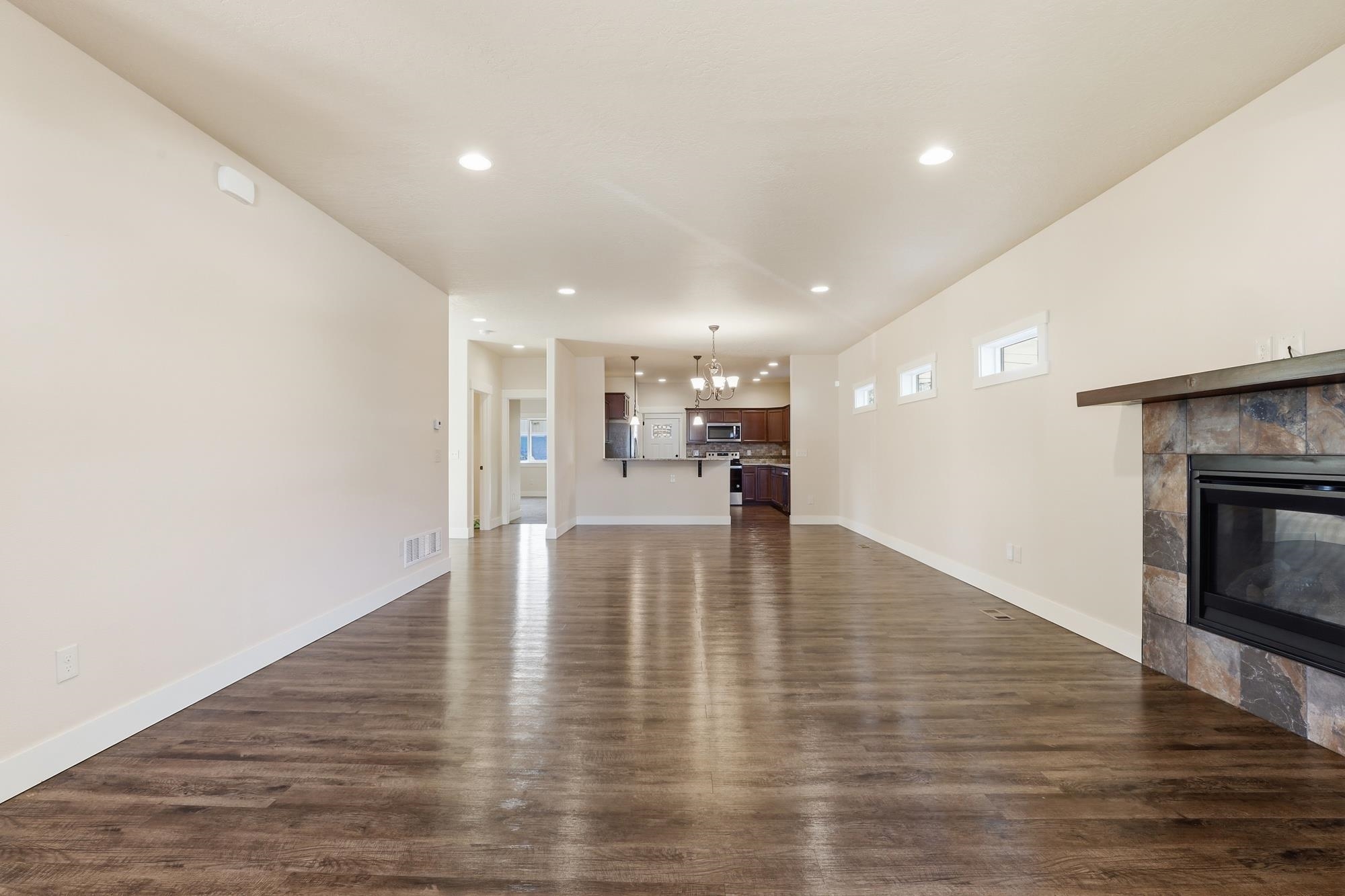 6129 North Howard Street Spokane, WA 99205 - Photo 4 of 35