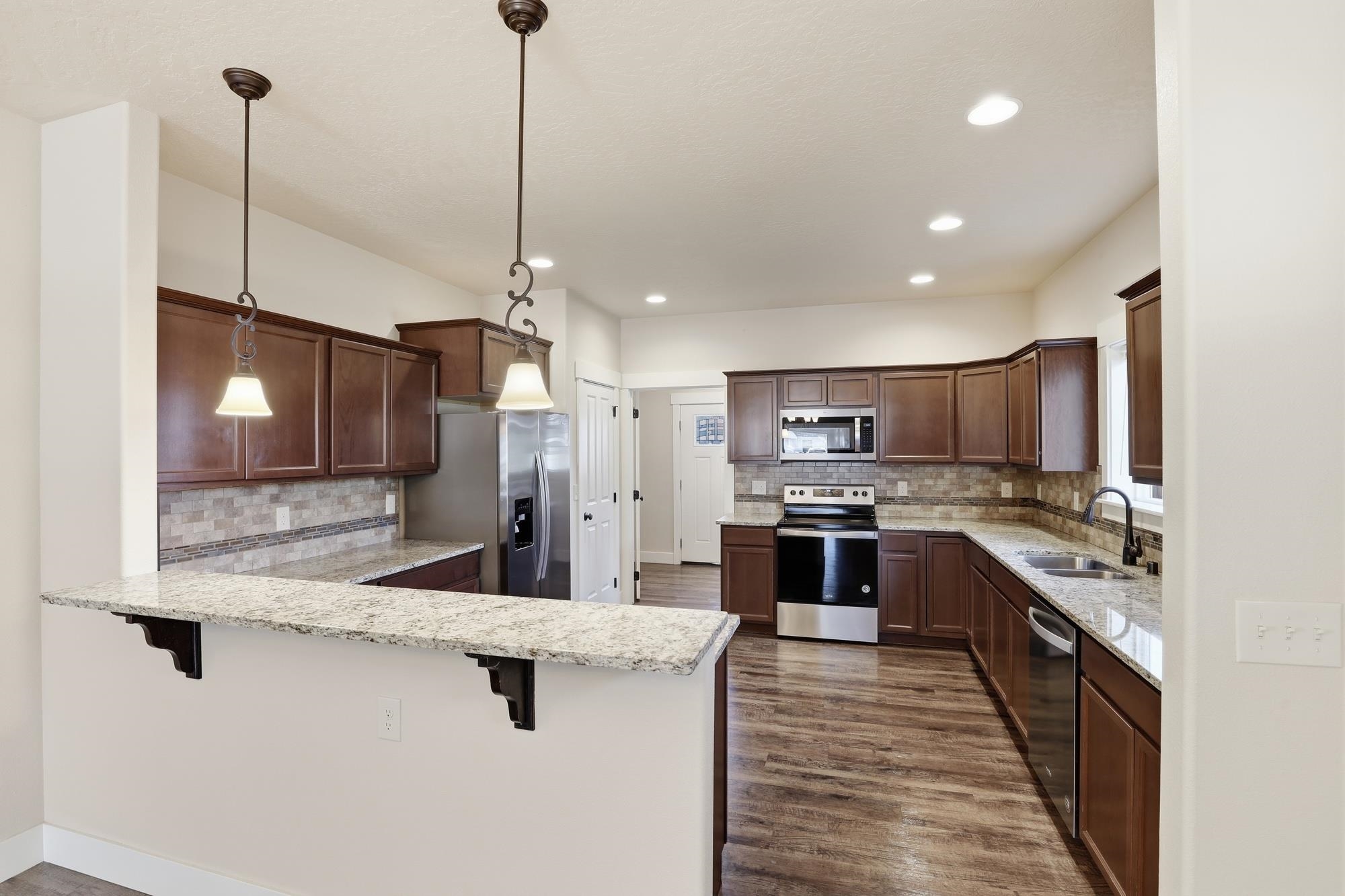 6129 North Howard Street Spokane, WA 99205 - Photo 8 of 35