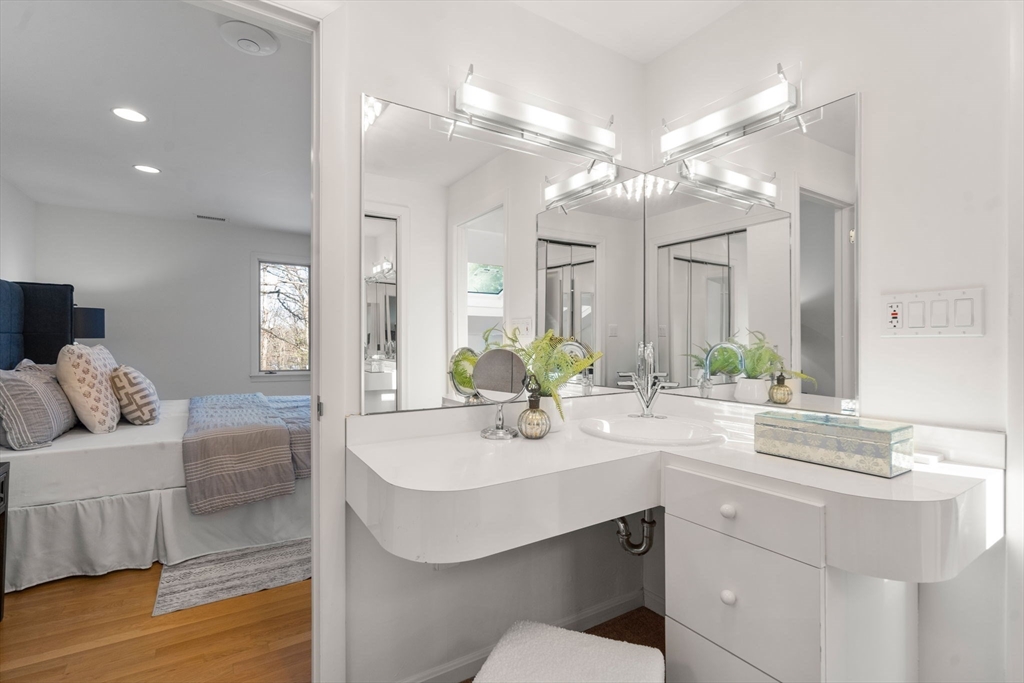 62 Bishop Road Sharon, MA 02067 - Photo 20 of 35