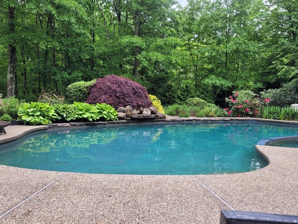62 Bishop Road Sharon, MA 02067 - Photo 34 of 35