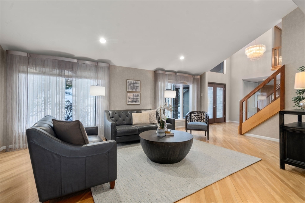 62 Bishop Road Sharon, MA 02067 - Photo 4 of 35