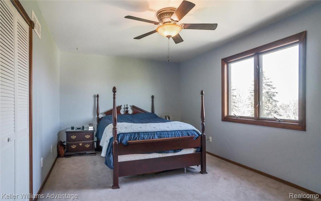 1053 Milverton Road Troy, MI 48083 - Photo 15 of 25 15-photo-web-1680x1050-140873.jpg