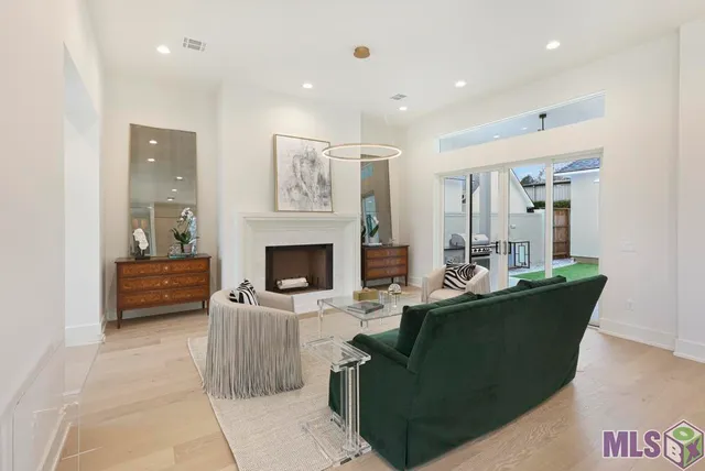 $979,000 | 17657 Bent Tree Court, Baton Rouge, LA 70810