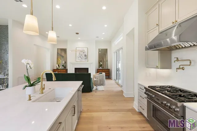 $979,000 | 17657 Bent Tree Court, Baton Rouge, LA 70810