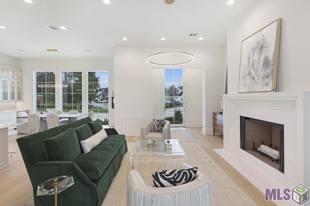 17657 Bent Tree Court Baton Rouge, LA 70810 - Photo 6 of 39