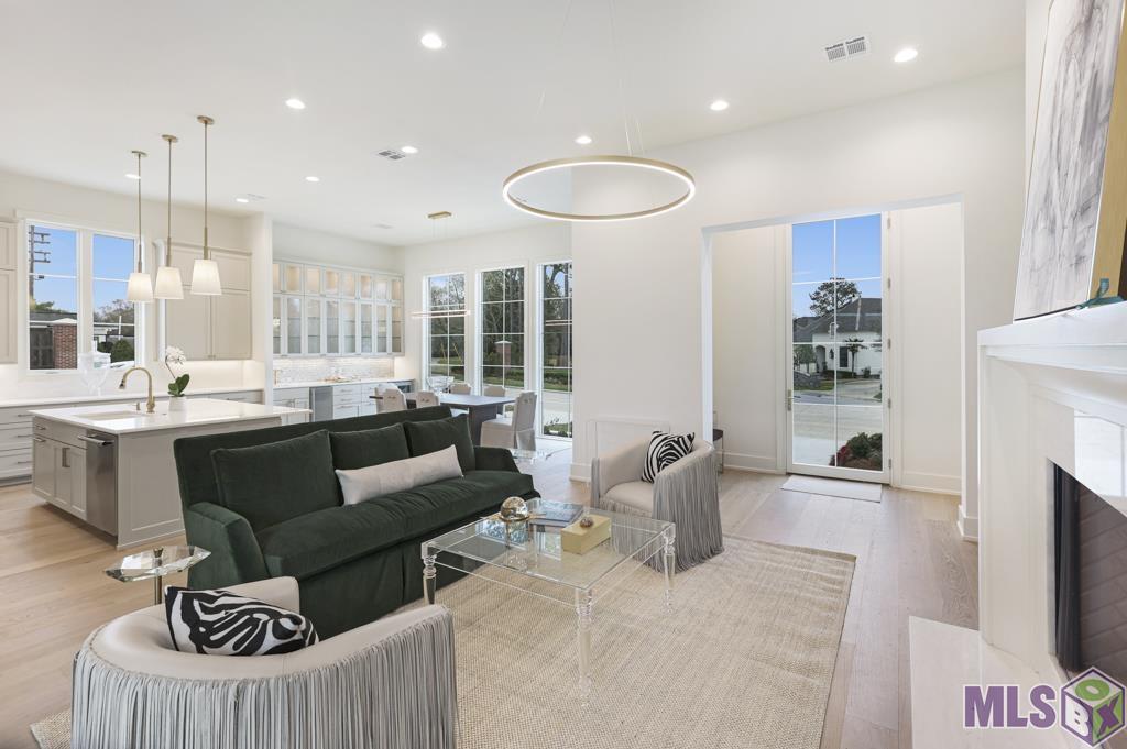 17657 Bent Tree Court Baton Rouge, LA 70810 - Photo 7 of 39