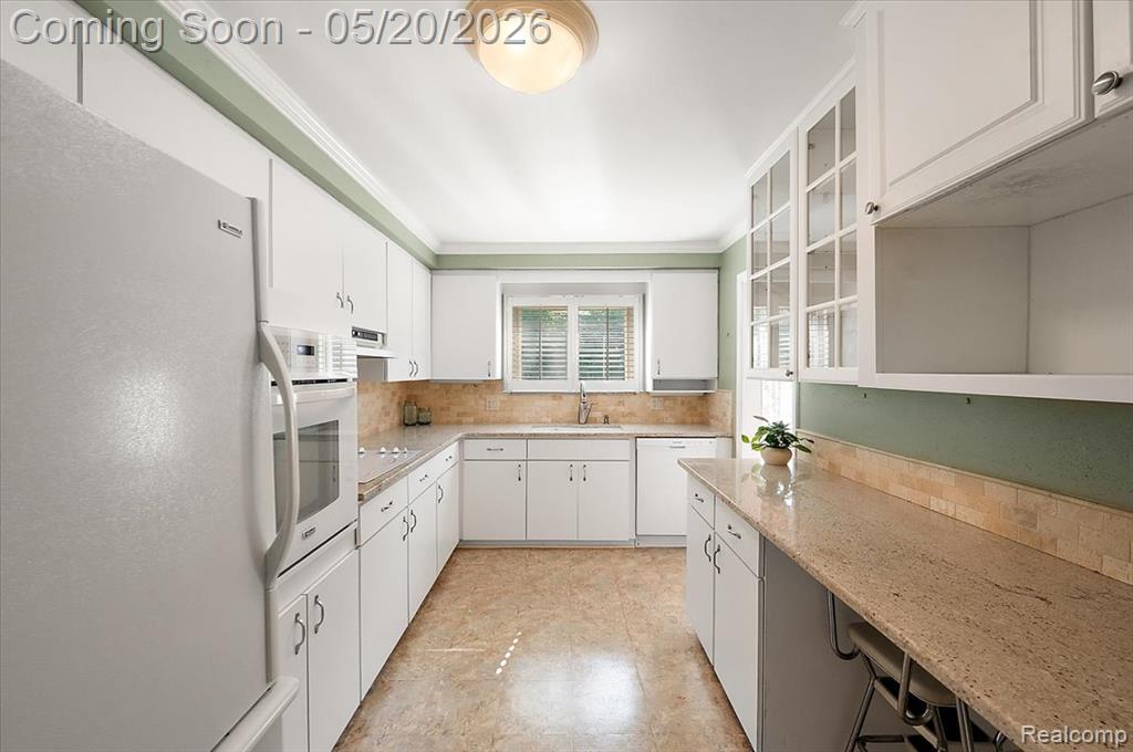 28416 Westerleigh Road Farmington, MI 48334 - Photo 12 of 30